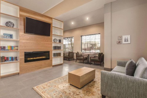 Country Inn & Suites by Radisson Erie PA - image 30