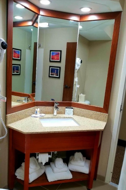 SureStay Plus Hotel by Best Western Erie Presque Isle - image 19