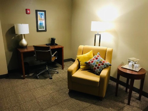 SureStay Plus Hotel by Best Western Erie Presque Isle - image 5