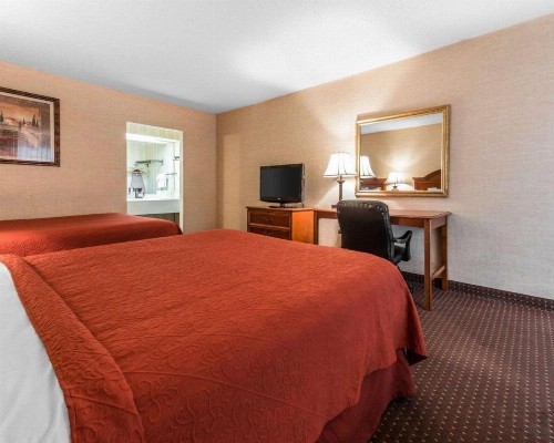 Quality Inn & Suites Conference Center Across from Casino - image 11