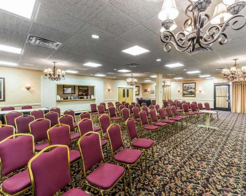 Quality Inn & Suites Conference Center Across from Casino - image 19