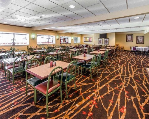 Quality Inn & Suites Conference Center Across from Casino - image 24