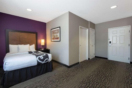 La Quinta by Wyndham Erie - image 44