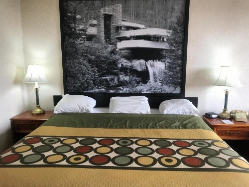 Super 8 by Wyndham Erie/I 90 - image 20