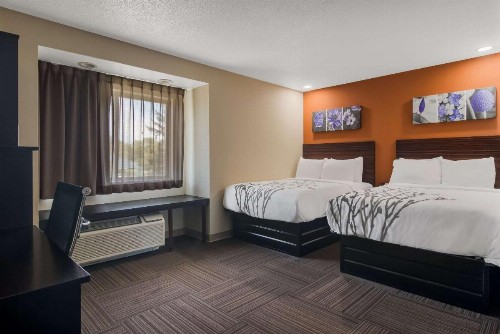 Microtel Inn & Suites by Wyndham Erie - image 19