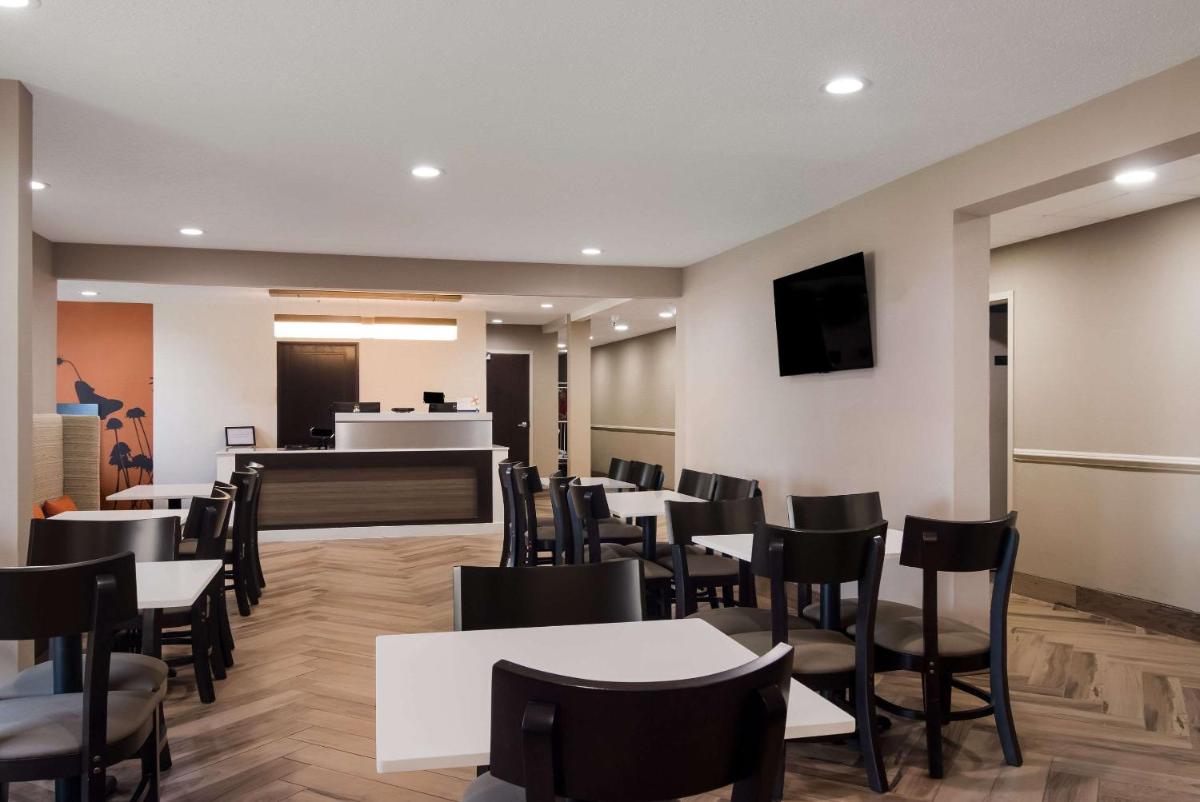 Microtel Inn & Suites by Wyndham Erie - image 6