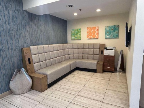 Solstice Hotel Ascend Hotel Collection - image 3