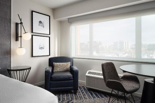 Sheraton Erie Bayfront Hotel - image 18