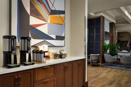 Sheraton Erie Bayfront Hotel - image 2