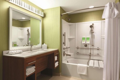 Home2 Suites by Hilton Erie - image 17