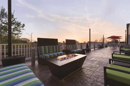 Home2 Suites by Hilton Erie - image 8