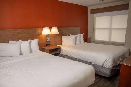 Hawthorn Suites by Wyndham Erie - image 4
