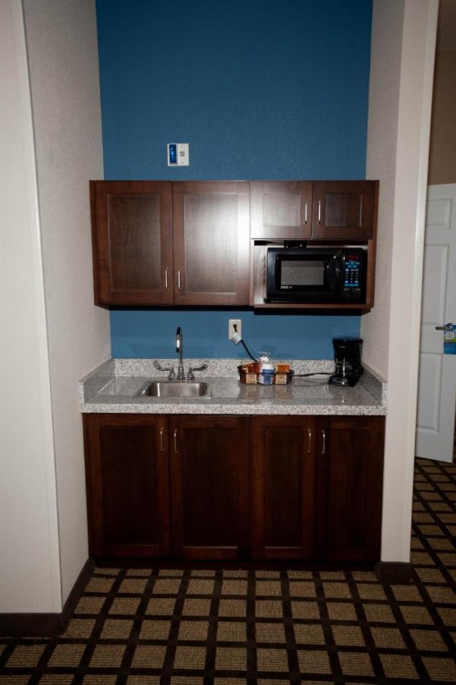 Baymont by Wyndham Erie - image 13