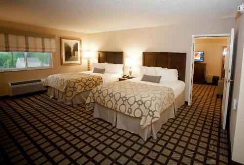 Baymont by Wyndham Erie - image 9