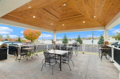 Candlewood Suites Erie an IHG Hotel - image 11