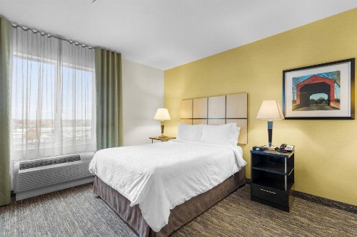 Candlewood Suites Erie an IHG Hotel - image 28