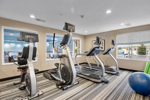 Candlewood Suites Erie an IHG Hotel - image 7