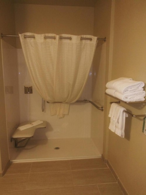 Cobblestone Hotel & Suites - Harborcreek - image 25