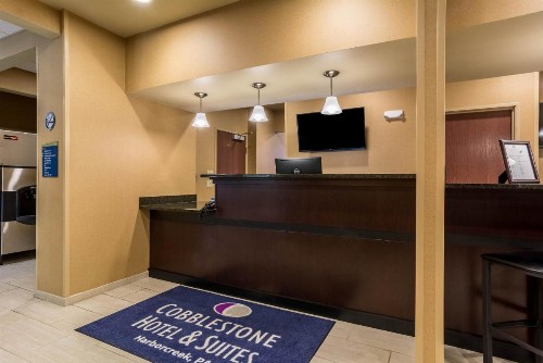 Cobblestone Hotel & Suites - Harborcreek - image 3