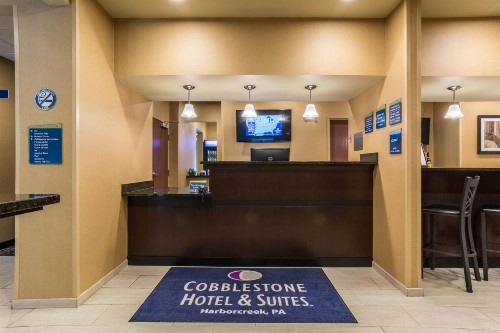 Cobblestone Hotel & Suites - Harborcreek - image 4
