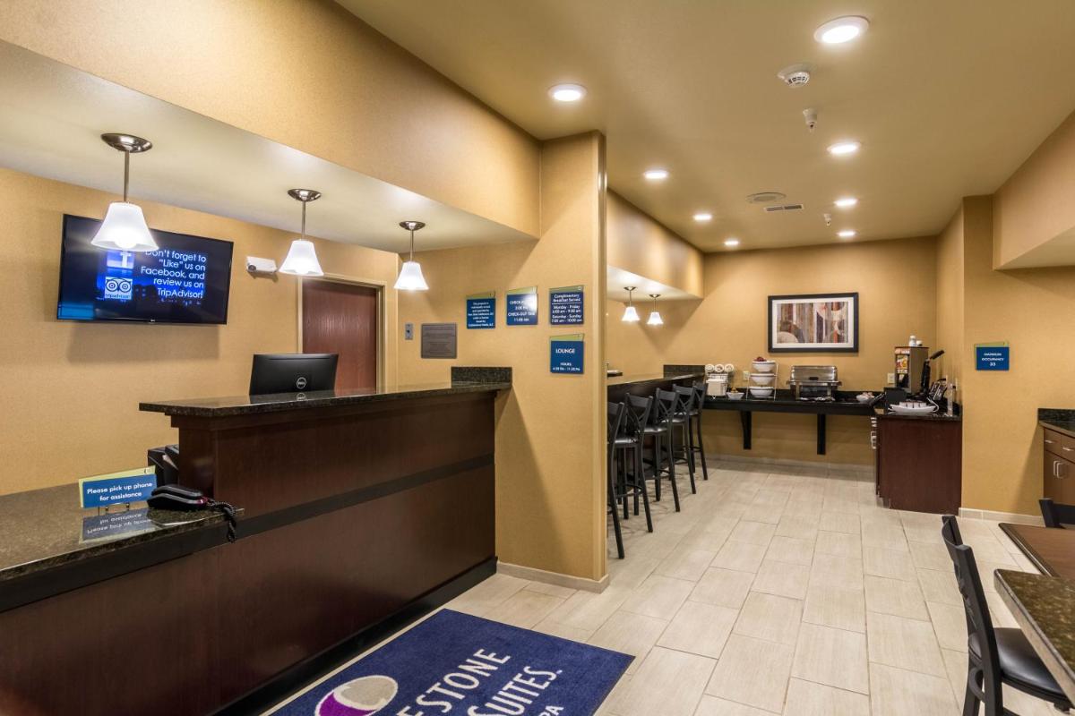 Cobblestone Hotel & Suites - Harborcreek - image 5