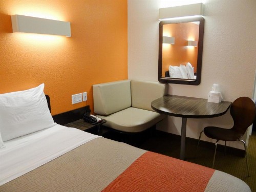 Motel 6-Erie PA - image 19