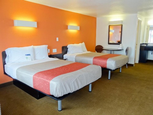 Motel 6-Erie PA - image 29