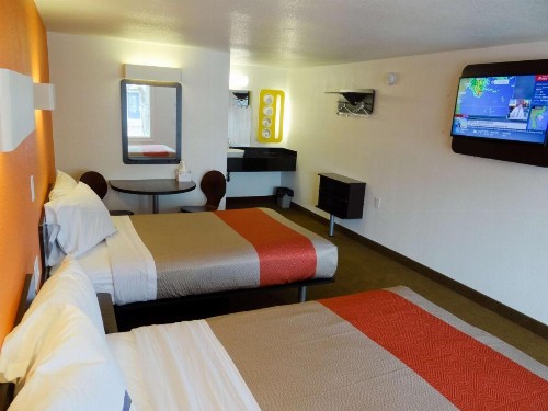 Motel 6-Erie PA - image 36