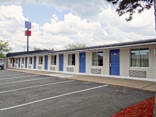 Motel 6-Erie PA - image 4