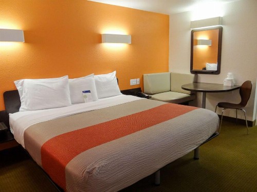 Motel 6-Erie PA - image 44