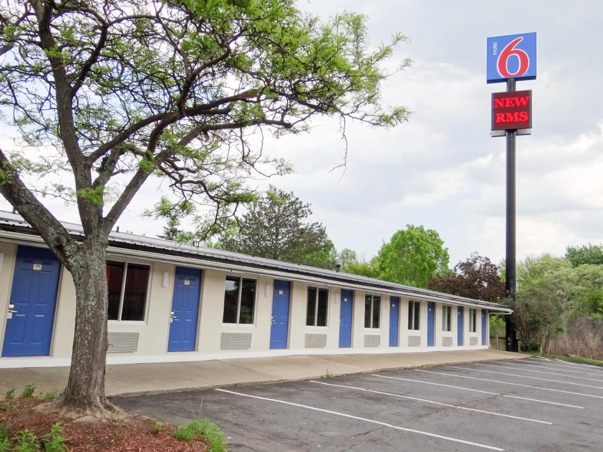 Motel 6-Erie PA - image 6