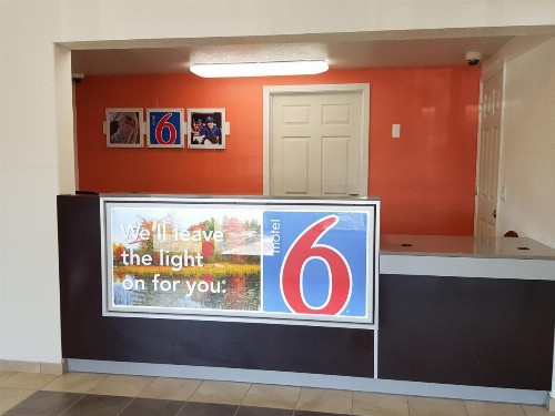 Motel 6-Erie PA - image 7