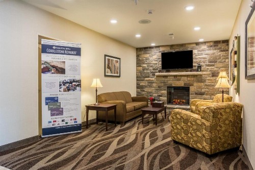 Cobblestone Hotel & Suites - Erie - image 21