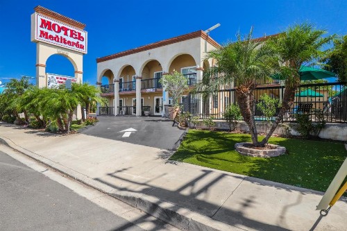 Motel Mediteran - image 20
