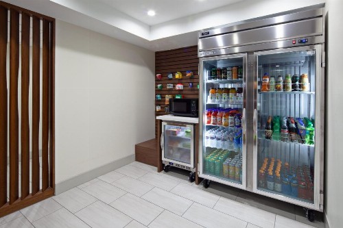 Holiday Inn Express Hotel & Suites San Diego-Escondido an IHG Hotel - image 16