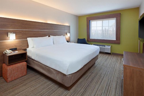 Holiday Inn Express Hotel & Suites San Diego-Escondido an IHG Hotel - image 35