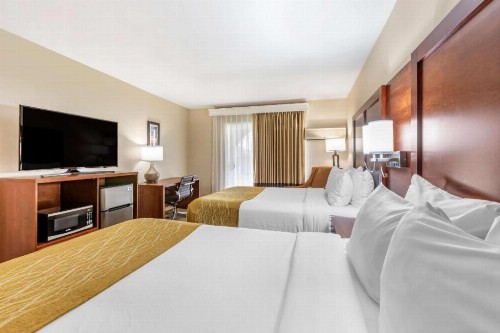 Comfort Inn Escondido San Diego North County - image 17