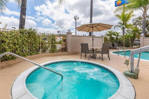 Comfort Inn Escondido San Diego North County - image 7