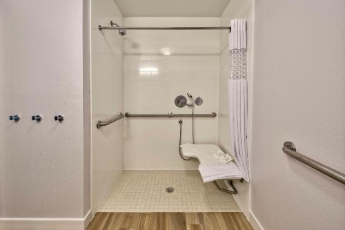 Hampton Inn & Suites Fort Myers Estero - image 10