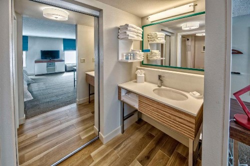 Hampton Inn & Suites Fort Myers Estero - image 30