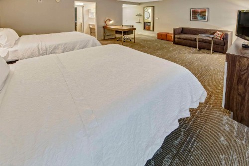 Hampton Inn & Suites Fort Myers Estero - image 40