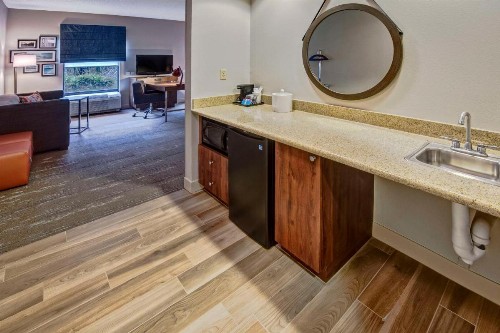 Hampton Inn & Suites Fort Myers Estero - image 42