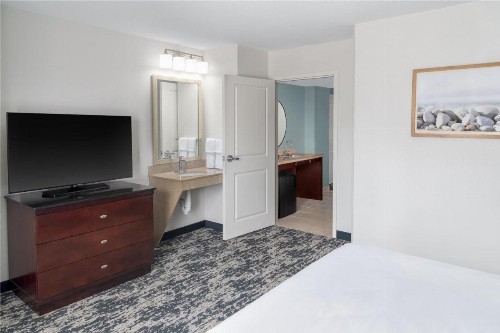 Embassy Suites Fort Myers - Estero - image 35