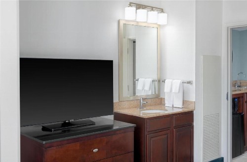 Embassy Suites Fort Myers - Estero - image 44