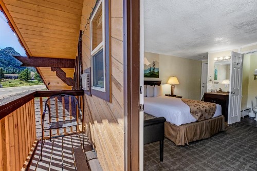 Murphy's River Lodge - image 35