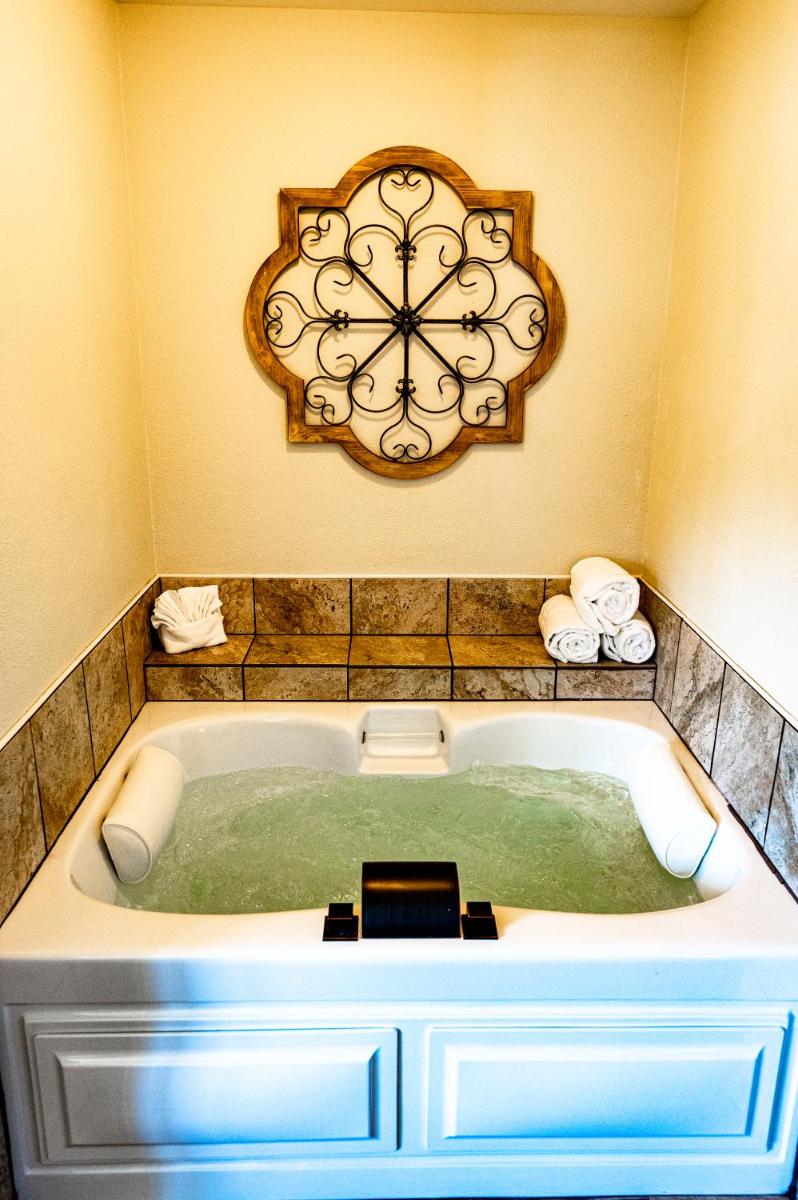 Murphy's River Lodge - image 4