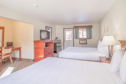Murphy's River Lodge - image 49
