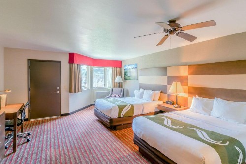 Quality Inn near Rocky Mountain National Park - image 10