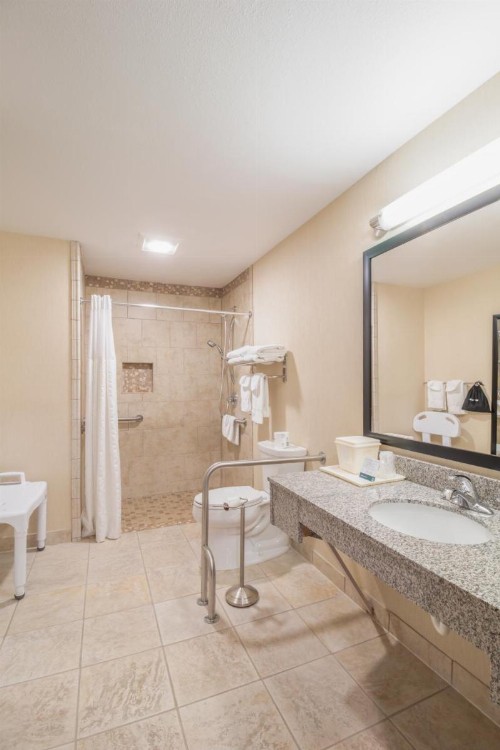 Quality Inn near Rocky Mountain National Park - image 44