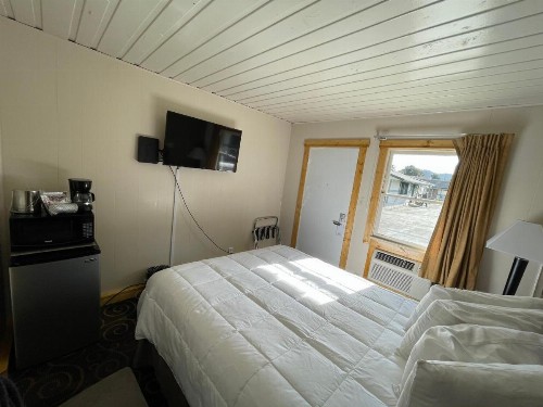 Estes Mountain Lodge - image 12